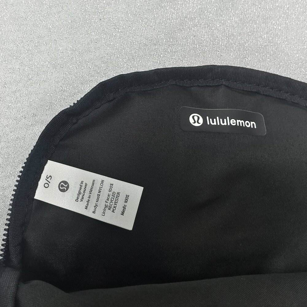 lululemon athletica Black Crossbody Bag - Picture 7 of 7